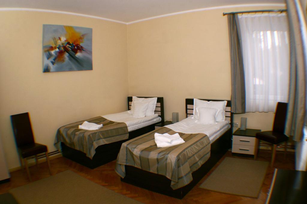 Vila Parc Клуж-Напока Экстерьер фото